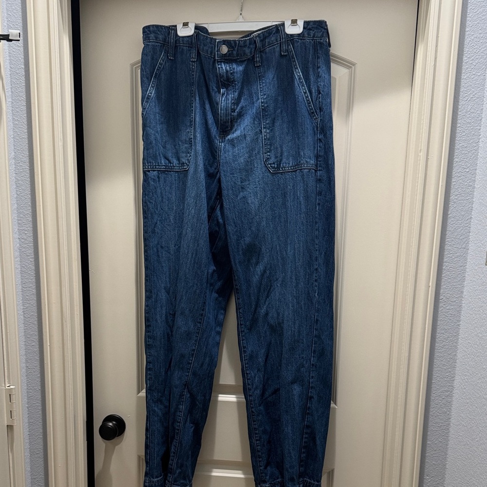 Universal Thread Jeans 17L